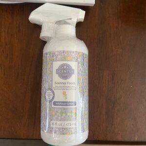 Scentsy Fresh - Wildflower Cotton